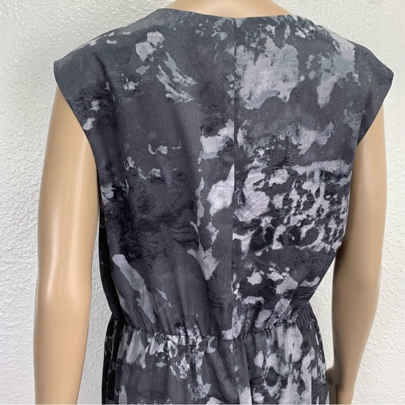 LOFT Gray Casual Fit & Flare faux wrap mini dress gray neutral 6 dainty office - Picture 11 of 13